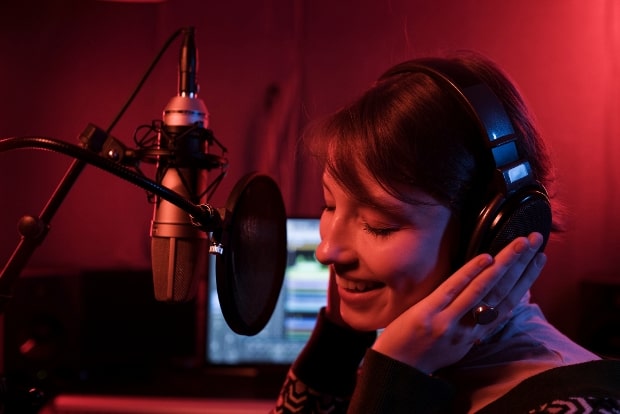 Music Licensing 101: Essential Guide for Commercial and Media