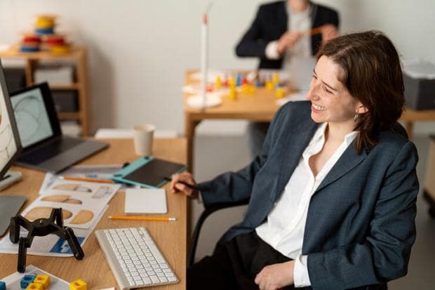 Outsourcing for Small Businesses: Save Money & Stay Competitive